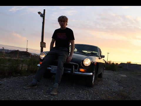 1974 MGB GT restoration