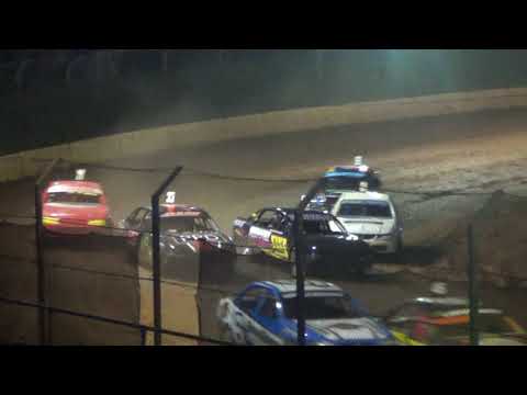 Production sedans heat 10 part 1 Maryborough Speedway Kurt Murdoch classic jan 2021