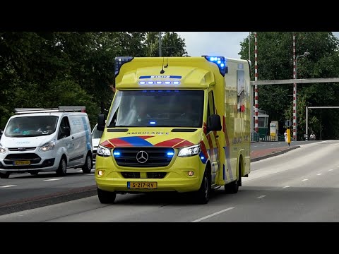 [Primeur] A1, C. Miesen Ambulance 01-142 Groningen met spoed van en naar een melding in de stad