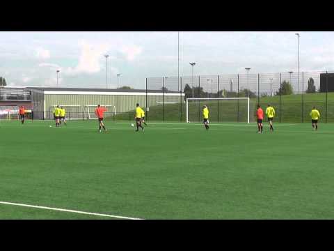 Opjestropdas 27 sept 2014 VV De Meern 7 - VV De Meern 8 com 1-1 schieten Bram