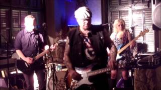 Rough Silk - Walls Of Never (live - BlackEnd)