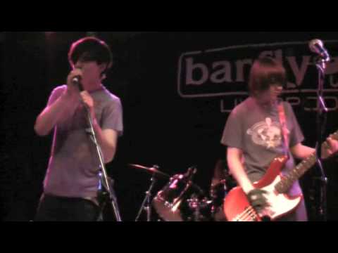 fold at the Barfly: can't stop