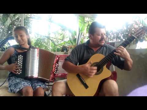 Prieta casada-Laurita