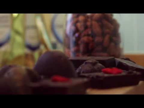 How to make Raw Chocolate with Indigo Herbs