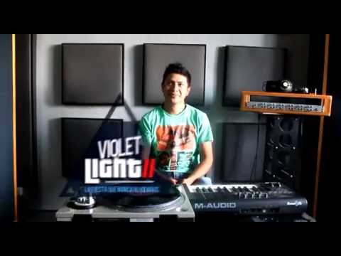 DJ DANNY BOY EN VIOLET LIGHT 2