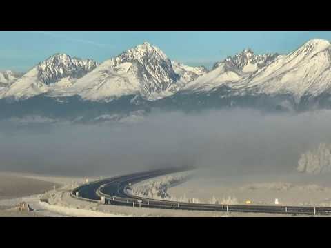 Diaľnica D1 pod Tatrami pri Poprade. || E 50: Slovakia.