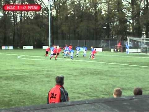 VDZ D1 - Woezik D1 (13-4-2011)