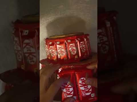 kitkat hamper/kitkat tower