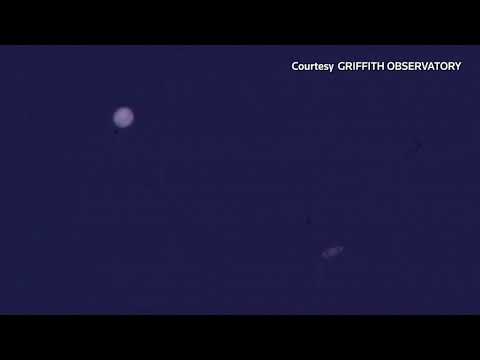 木星と土星の珍しいアラインメント (A rare alignment of Jupiter and Saturn)