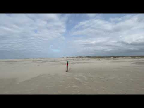 Impression Spiekeroog-  der Gang zum Meer