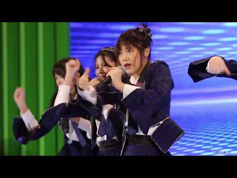 [Fancam] Music BNK48 Focus - River 080618 @ Line Sticker Creater Award 2018 CentralWorld