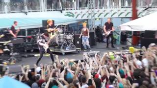 Here We Go Again (Live on Parahoy 2016) - Paramore