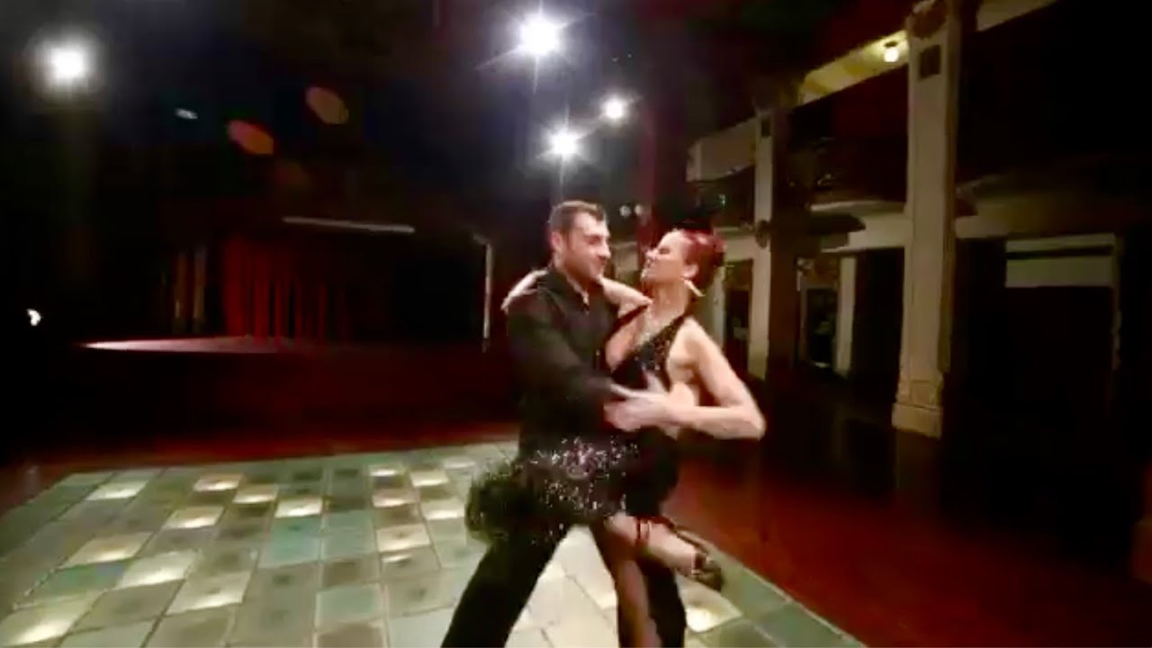 Tango and football players | Alejandra Gutty with Bobo Vieri "Bobo e Marco i re del ballo"