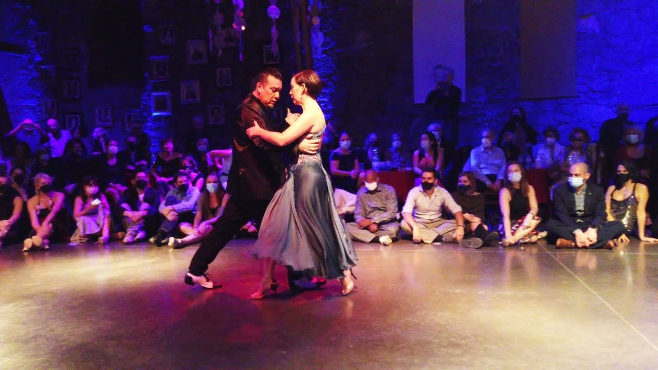Mariano ''Chicho'' Frumboli & Juana Sepulveda dance on Adolfo Berón's Quiero verte una vez más