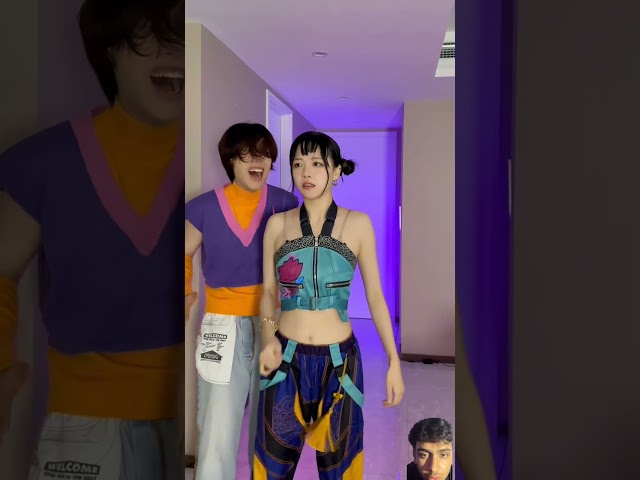 Vídeo relacionado con Rubies DISFRAZ KPOP RUMI GOLD CLASSIC, para niña, niñas, k-pop- rumi, netflix, Top y pantalones cortos, Licencia oficial Netflix, demon hunters, huntrix, para carnaval, fiestas y cosplay. TALLA XS