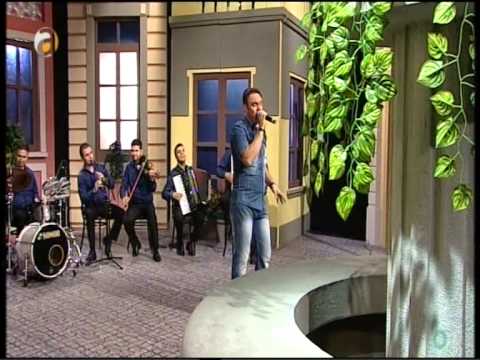 Borce Naumovski - Sviri majstore