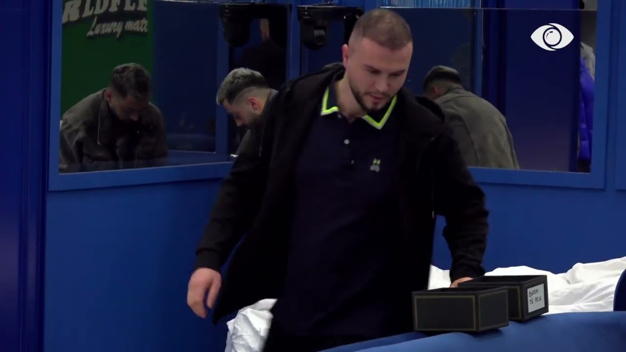 “Pelqime fals”/ Gjesti zgjon nga gjumi Olën: Nise të bësh filma për 3 ditë