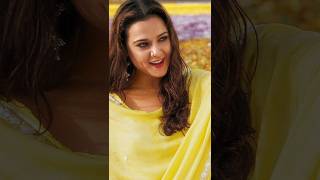 Download lagu Tere Liye Song | Veer-Zaara | Shah Rukh Khan, Preity Zinta, Lata Mangeshkar, Roop Kumar, Madan Mohan mp3