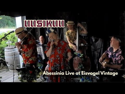 Uusikuu – Abessinia (Live at Eisvogel Vintage)