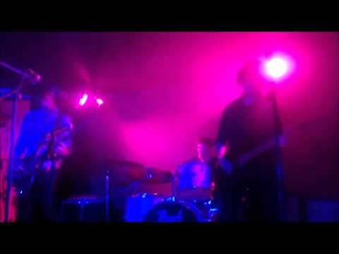 Peninsula - 'Elephant' by Tame Impala (cover) (Live at The Record Factory)