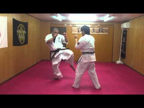 【観己流謙武会】左インローから左ミドル！着衣総合格闘技で使える打撃！KANKIRYU-KENBUKAI