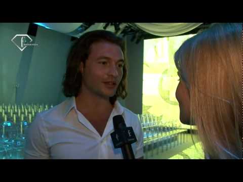 fashiontv | FTV.com - BELSTAFF BACKSTAGE UOMO P/E 2008