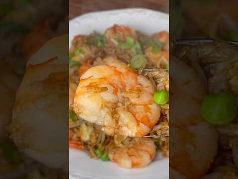 Quick and Easy Shrimp Fried Rice Recipe  #shrimpfriedrice #friedrice #recipe