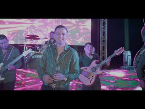 Seamos felices · Denilson Castro y Sus Parientes