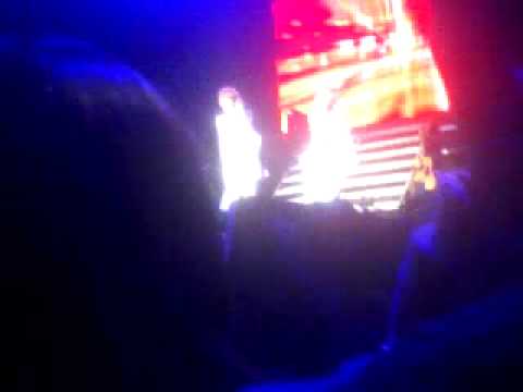 100105 cube stars party-beast_intro