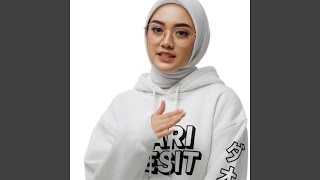 Download lagu Bertahta Diatas Tanah Mereka (Alternate Version) mp3