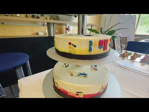 Konditorenprüfung in Dessau, die Azubis präsentieren ihre Gesellenstücke