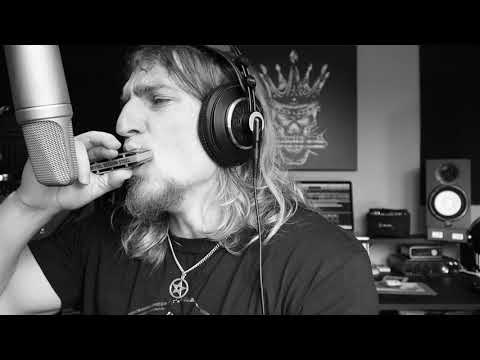 Groovy Blues Shuffle in C - Wilde Tuned  Low F Harmonica