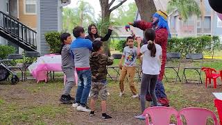 Payaso Pikorete Celebrando el Cumpleaños de Monse en Kissimmee Fl Niños