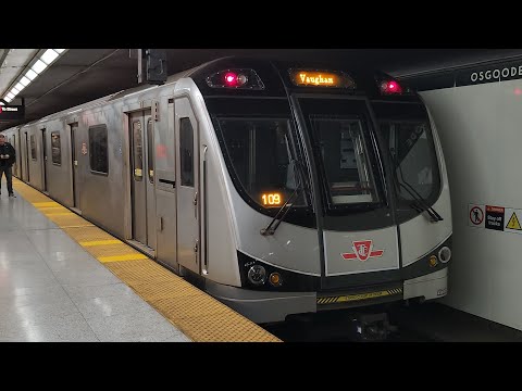 (Final 6 Car Set!) TTC 109 (Toronto Rocket) - 6136-6131 Pulling Into Osgoode 
