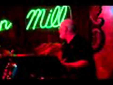 Paul Hartsaw Trio Live at the Green Mill 'DARU'