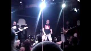 Peter And The Test Tube Babies - Hocus Pocus cover (Zaragoza 04-04-2013)