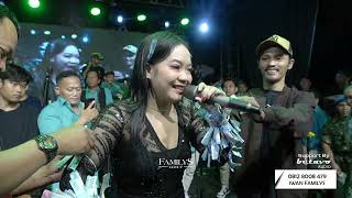 Download lagu Tiara & Erika - Untukmu | Familys Group Live Cover Jl Menjangan 3 Pondok Ranji Ciputat Timur mp3