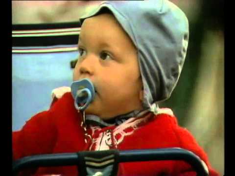 Sunday People - The Monroes