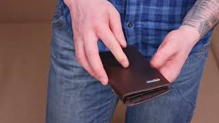 Чудовий вертикальний чоловічий гаманець із натуральної зернистої шкіри KARYA 21437 коричневий