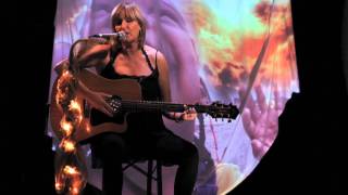 " MOBILE BAY "   by : BEVERLY JO SCOTT