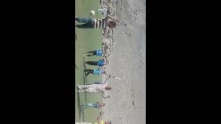 preview picture of video 'The Land Mountains  playing cricket at Ghurbon Jut'