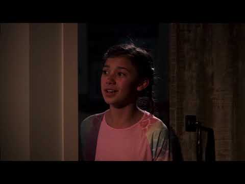 Lucifer 5x10 - Trixie sings Smile