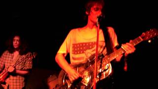 Tyler Bryant &amp; The Shakedown &quot;Kick The Habit&quot;
