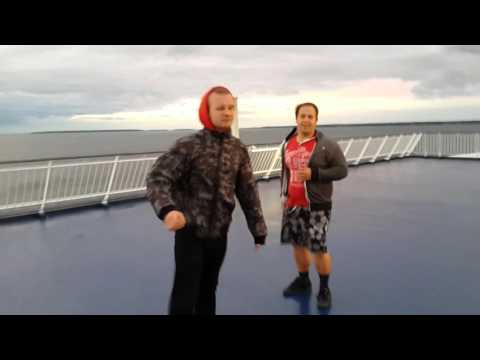 2015.07.26  very strong wind on ship over 35 km per h