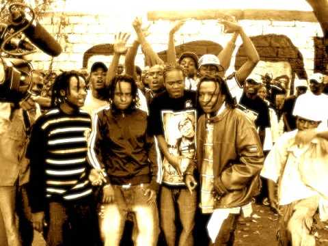 Robah Mwenyeji,  Zakah - Kwenye Nyumba ft. Juacali