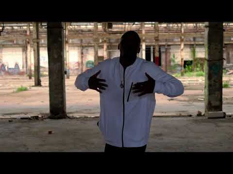 YUNG CHRIS MARRIED AND IM SINGLE TOO