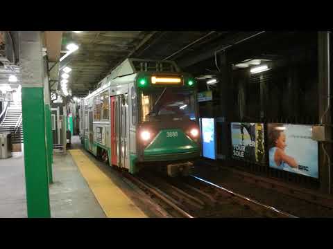 Boston: Green Line streetcar approaching Boylston station