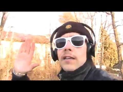 Nyt kotiin keittään  kahvit