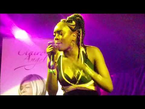 CLAIRE ANGEL IN CONCERT @ HOOTANANNY BRIXTON