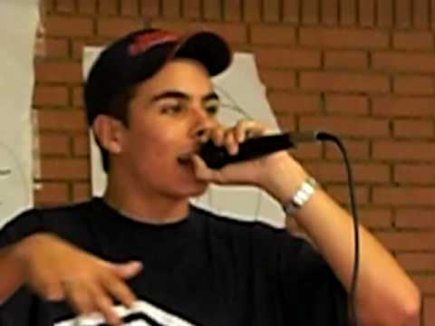 HaKoZ - El hombre que susurraba los microfonos